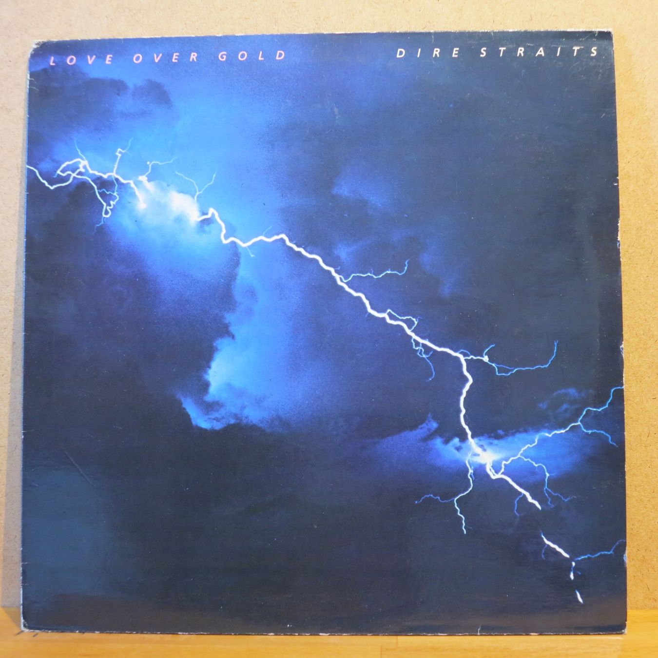 Dischi in vinile: Dire Straits - Love over  Gold / LP – Usato da Zürich venduto da Naim60