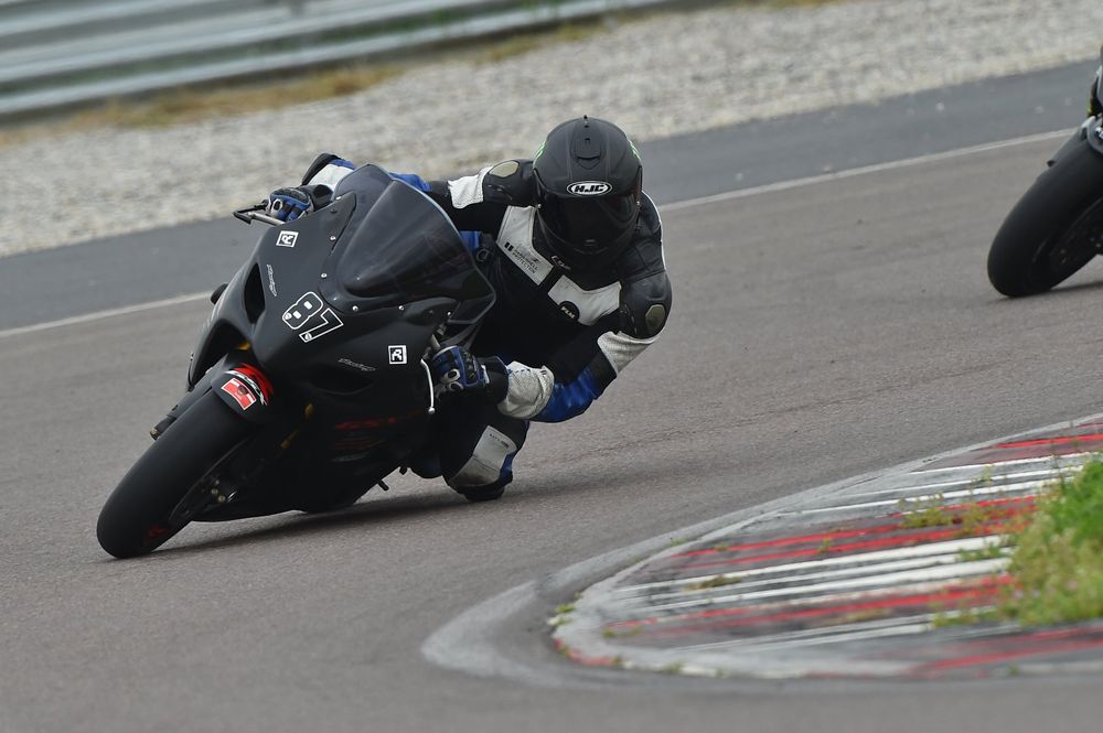 Suzuki Strada: Suzuki GSXR-1000 Racing – Usato da Frasnacht venduto da garhalt 5