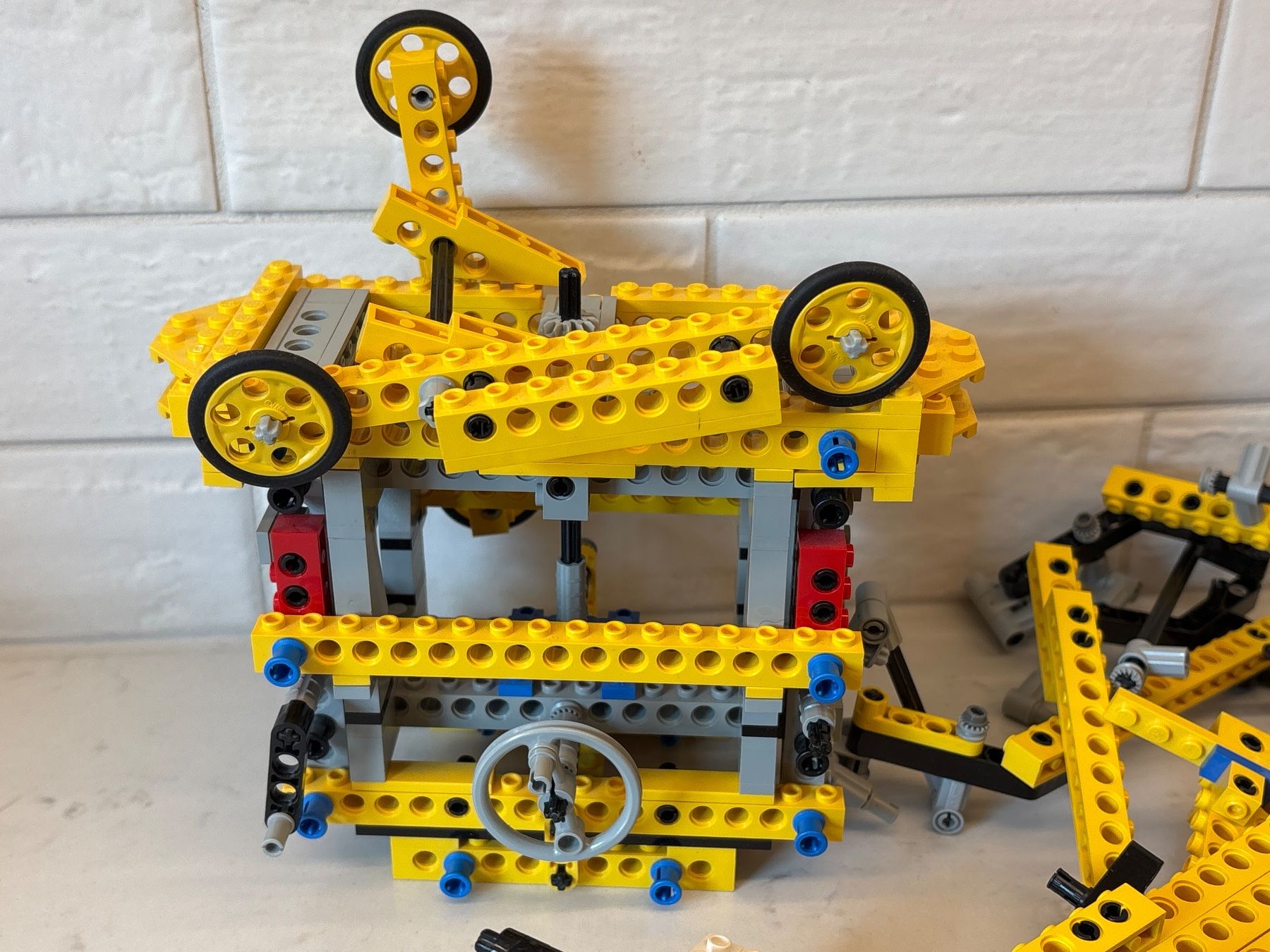 Technics Kit di costruzioni: Lot lego Technics d’occasion – Usato da Gollion venduto da Hampton 3