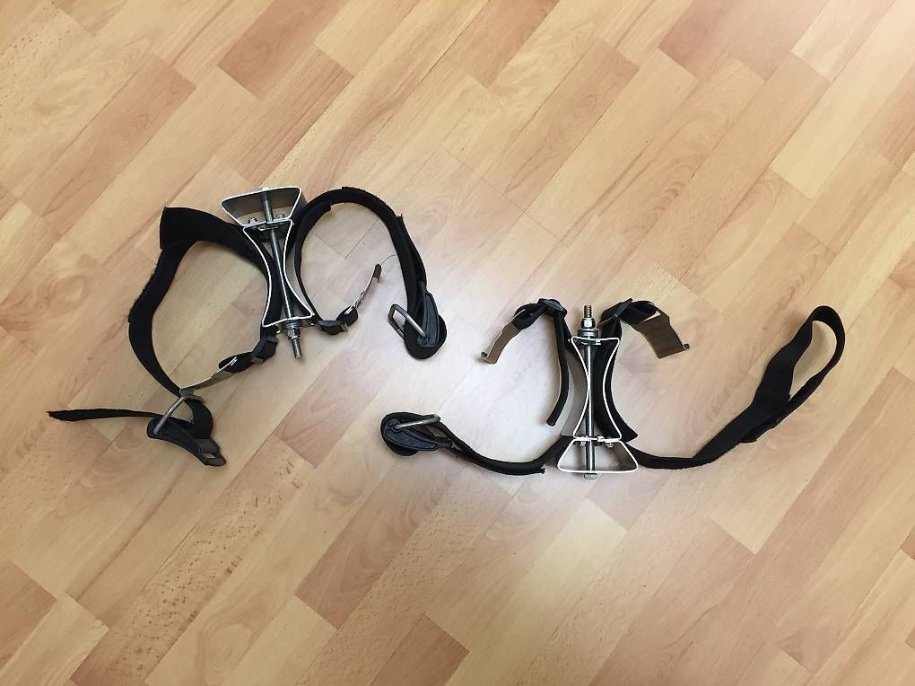 Kletterausrüstungen: Doppelflaschenhalterung – Gebraucht aus Winkel von Flying_high 2