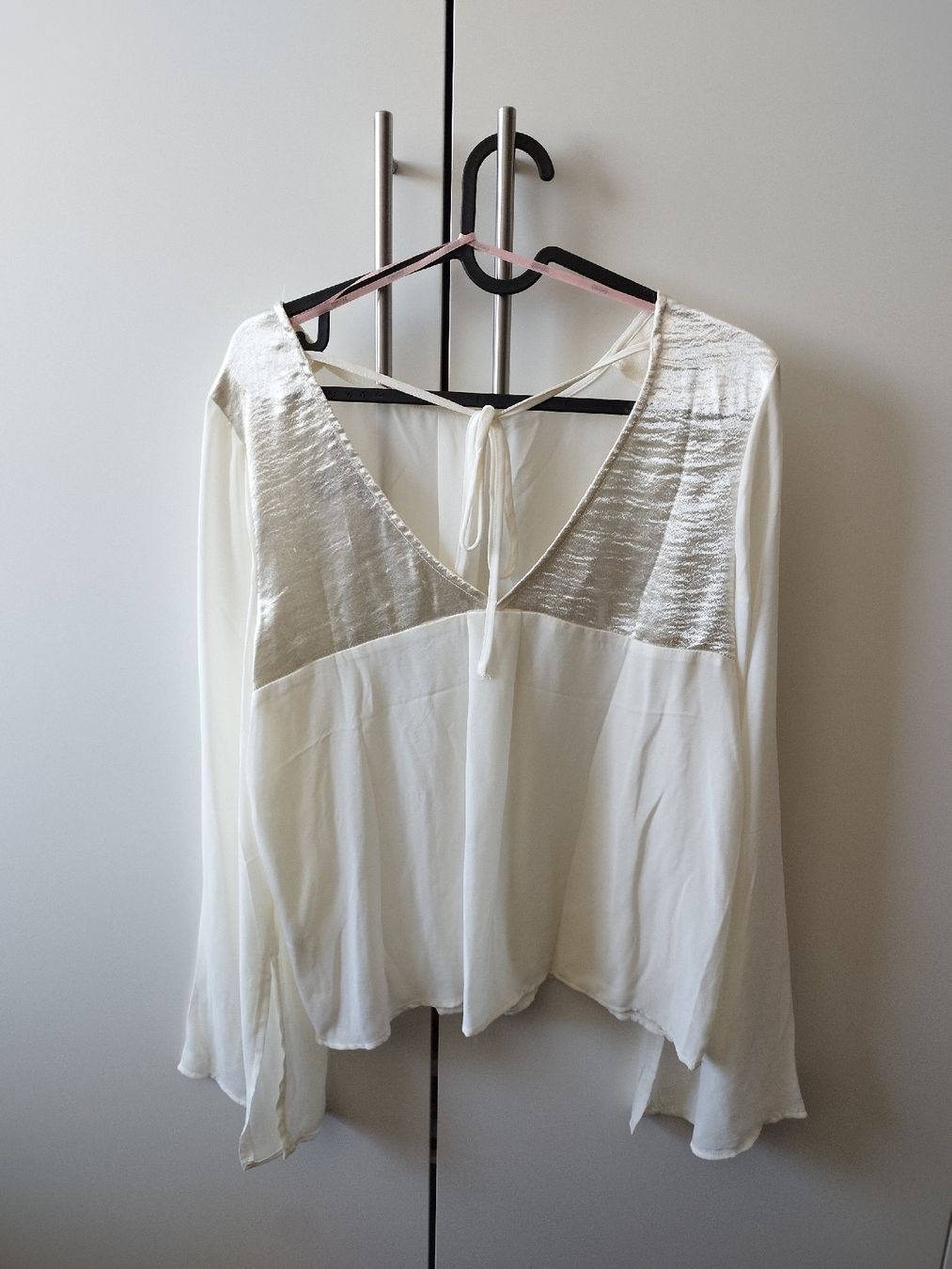 Blusen: Weisse Boho Bluse mit Glockenärmel - Damen Bluse Gr. M – Gebraucht aus Bremgarten AG von Annikaouh 1
