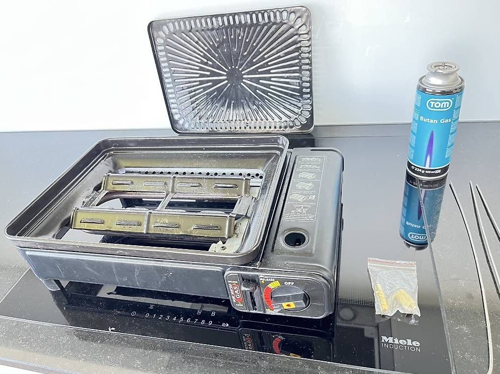 Griglie: Praktischer Campinggrill/Herd – Usato da Mörschwil venduto da fhc