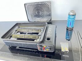 Praktischer Campinggrill/Herd