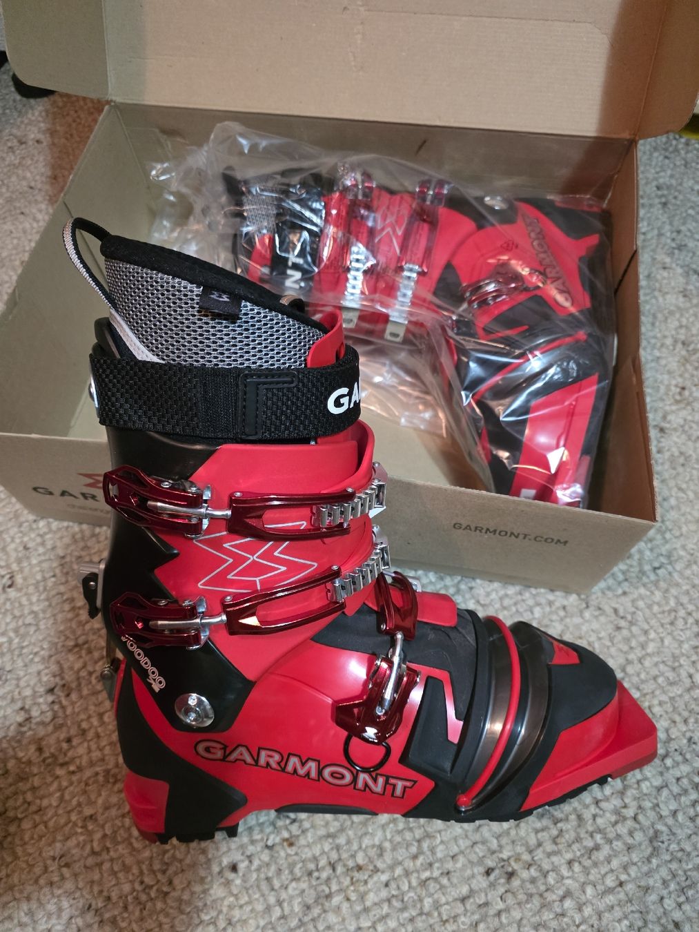 Scarpe da uomo: Garmont Telemark Skischuh Voodoo men's – Nuovo e nell'imballaggio originale da Agarn venduto da gaschi9669