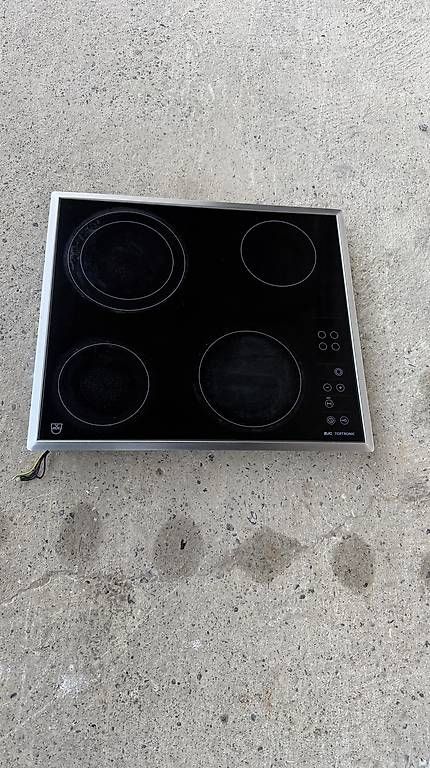 Cucine: V-Zug Kochfeld  – Usato da Künten venduto da buli76