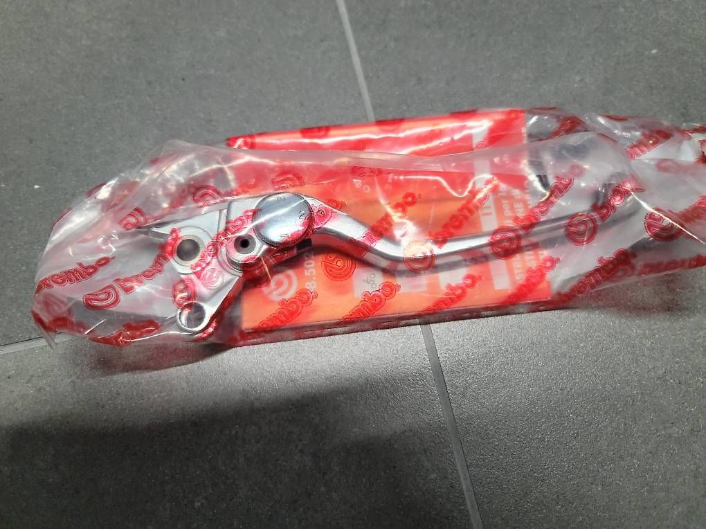 Alle Motorradersatzteile: Brembo Bremshebel 98.5029.50 Neuware – Gebraucht aus Hünenberg von Rzirkon