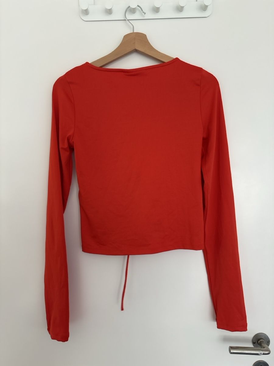 Weekday T-shirt: Longsleeve Gr. S – Usato da Zürich venduto da nin_n7p7 2