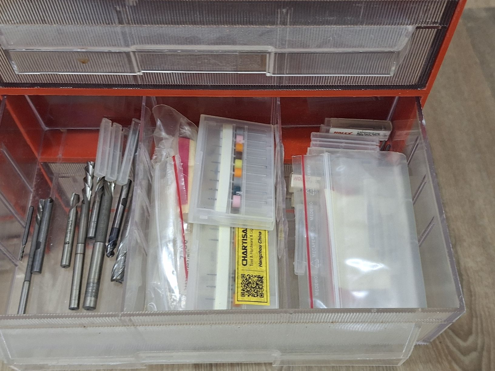 Scaffali: 2x Sortimokasten mit Inhalt – Usato da Grüt (Gossau ZH) venduto da wisdomio7 2