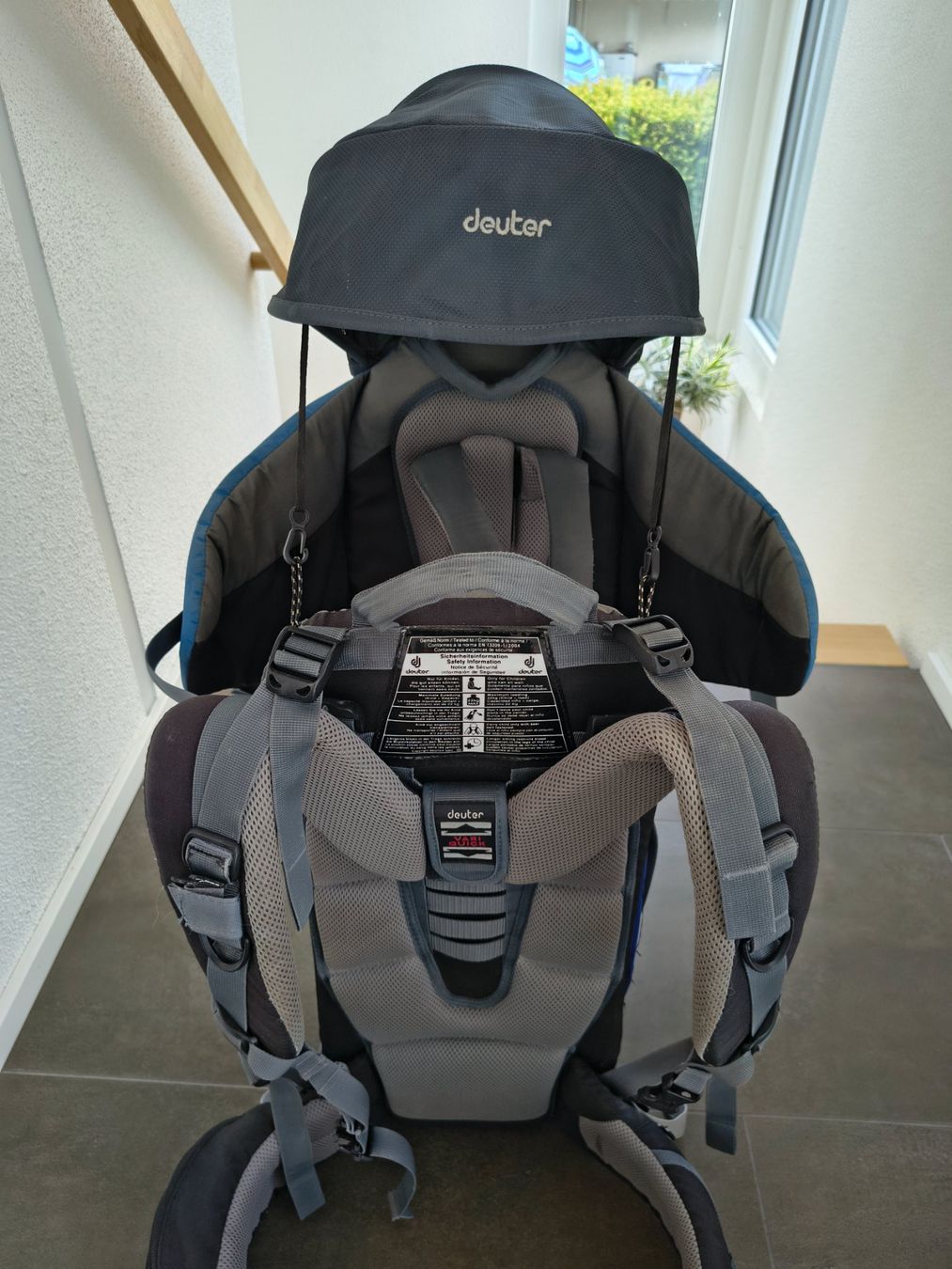 Deuter Marsupi portabebè: Rückentrage / Kindertrage von Deuter – Usato da Rombach venduto da j_k_8f8p 4