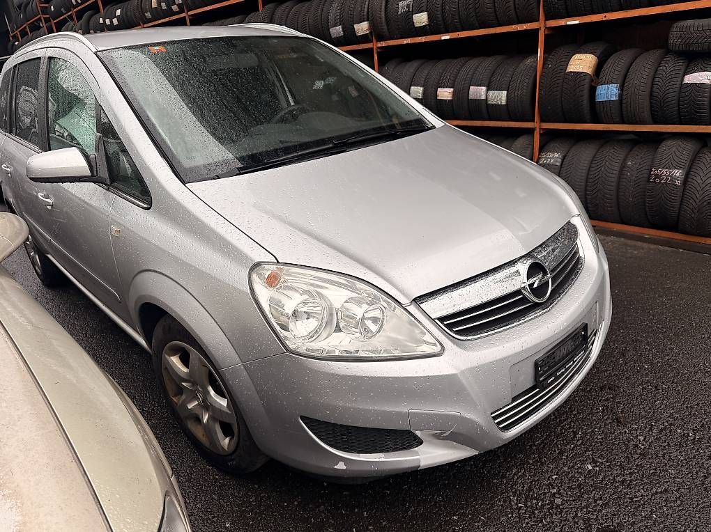 Automobili: Opel Zafira B  Ersatzteile – Usato da Udligenswil venduto da Sch2s