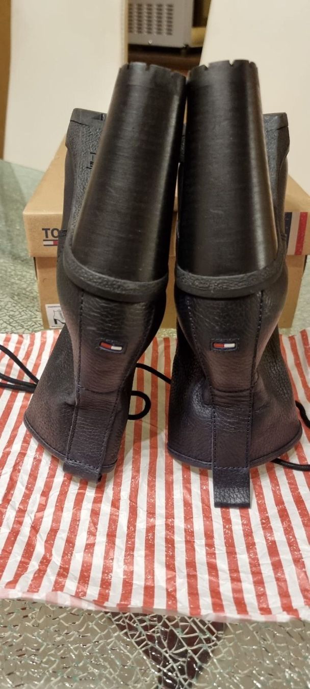 Tommy Hilfiger Damenschuhe: Tommy Jeans Gr. 40 – Neu und originalverpackt aus Luzern von Edii025 9