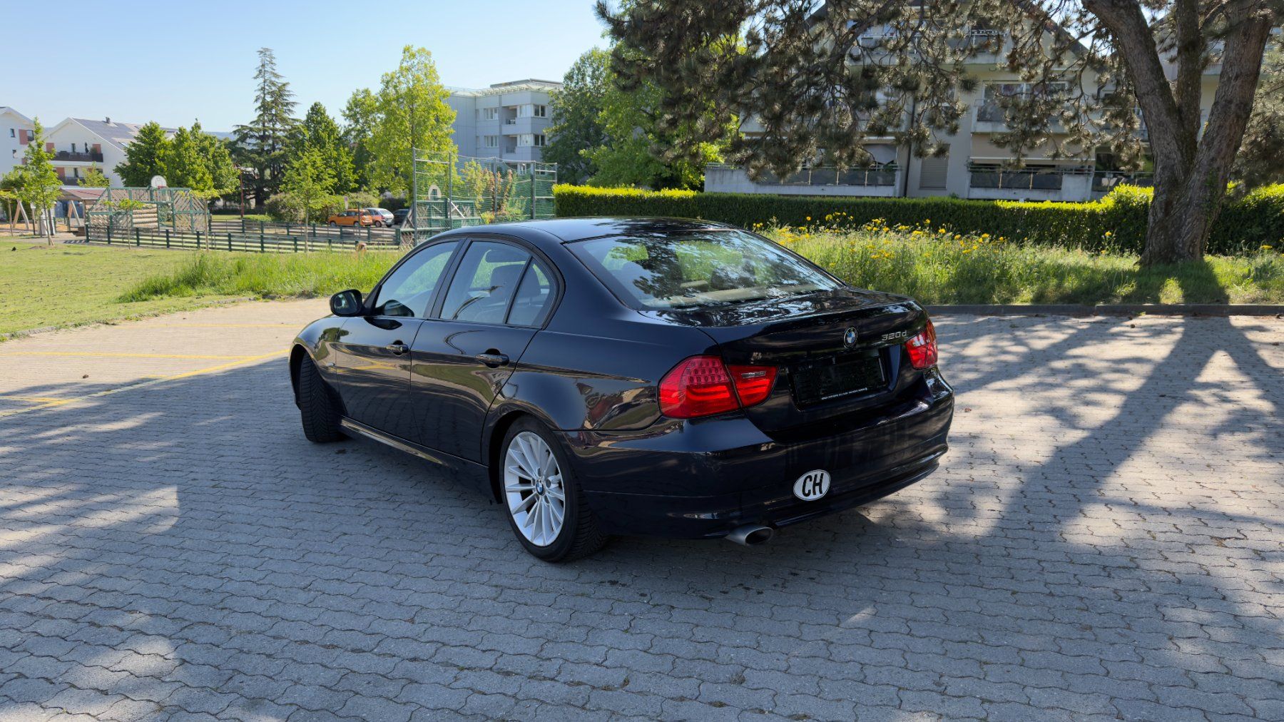 BMW Automobili: BMW 320d LCI – Usato da Denges venduto da titi613 1