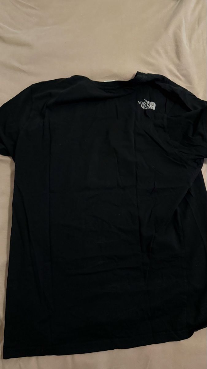 North Face T-shirt: North Face Tshirt Duo grösse M – Usato da winikon venduto da lfisch04 1