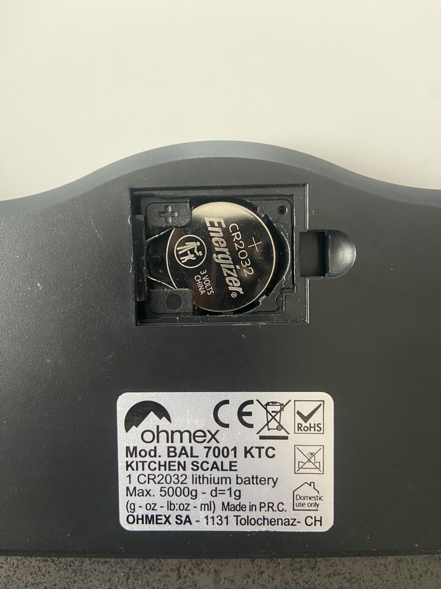 Ohmex Elettrodomestici da cucina: Küchenwaage Ohmex BAL 7001 KTC weiss – Usato da Dielsdorf venduto da lor_j5qt 1