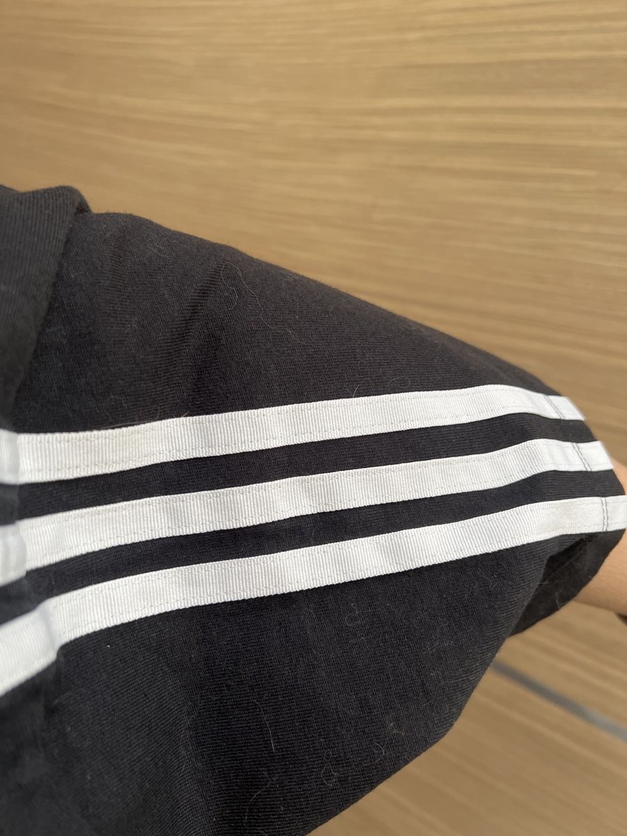 Adidas T-Shirts: Adidas T-Shirt Gr.40 – Gebraucht aus Visp von bluenero 3