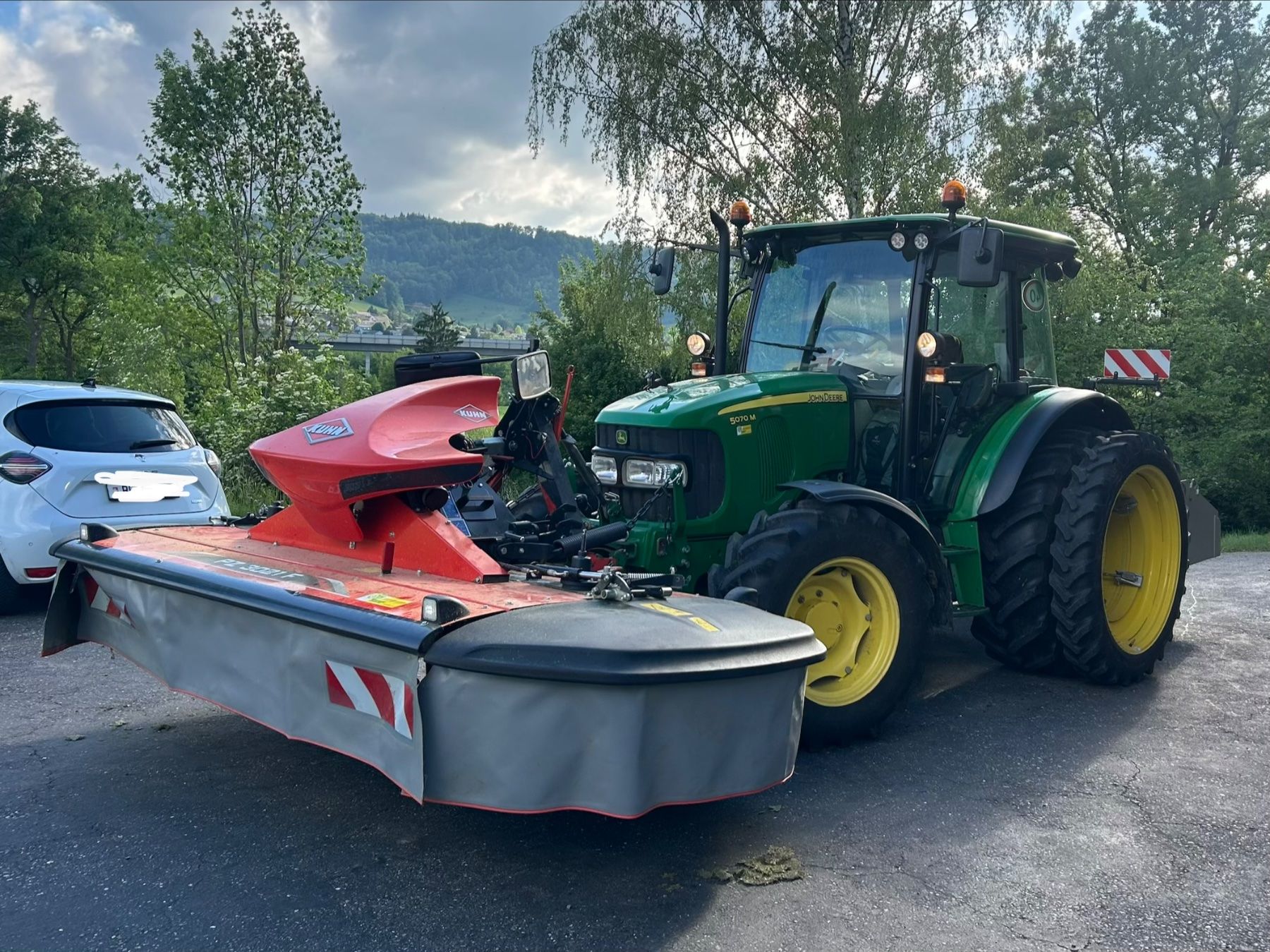 Tutte le macchine: Trommelmähwerk KUHN – Usato da Sissach venduto da ric_hr2c