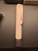 Haarglaetter Dyson Airstrait in Kupfer Roségold 