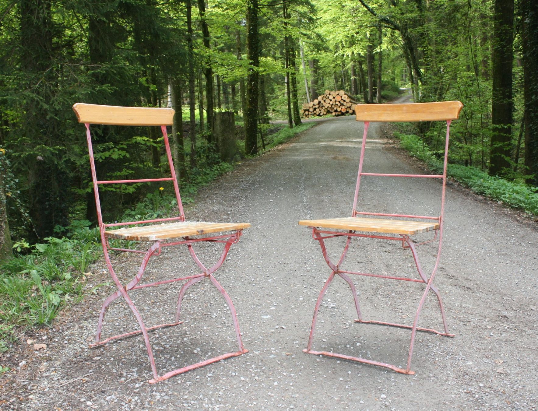 Set di tavolo e panche: Blechtisch SISSACH mit 2 Biergartenstühle Stuhl Garten – Usato da Egnach venduto da Cintegral 3