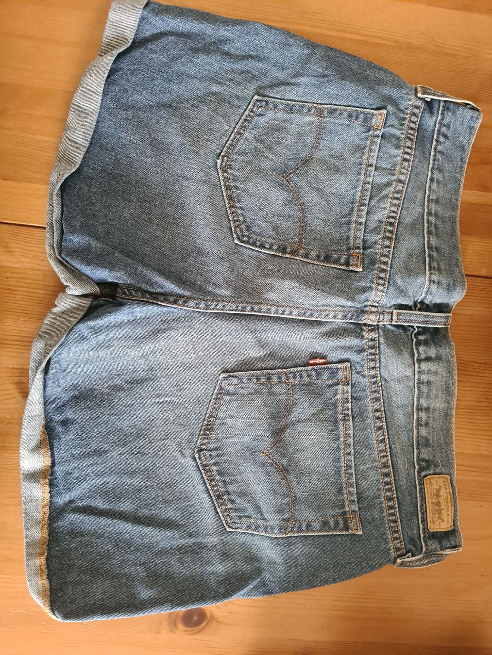 Levi's Jeans: Levi's Jeansshorts Gr. 30 – Usato da Horw venduto da Mirii91 3