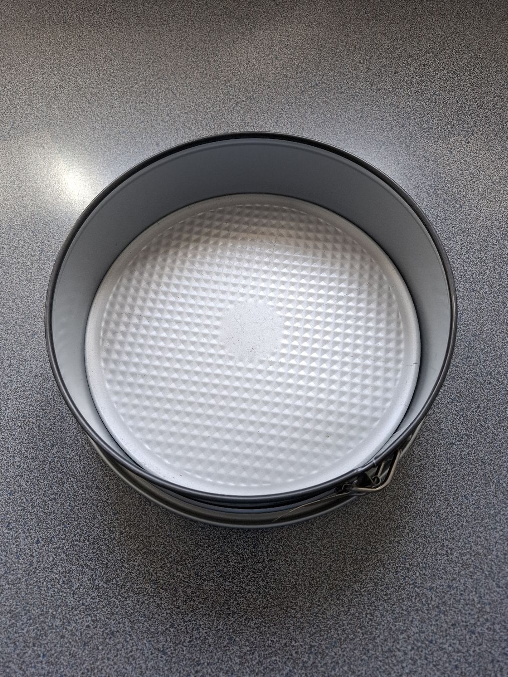 Migros Teglie da forno: Springform Backform Kuchenform, Top Zustand. – Usato da Bern venduto da Madagaskarpalme