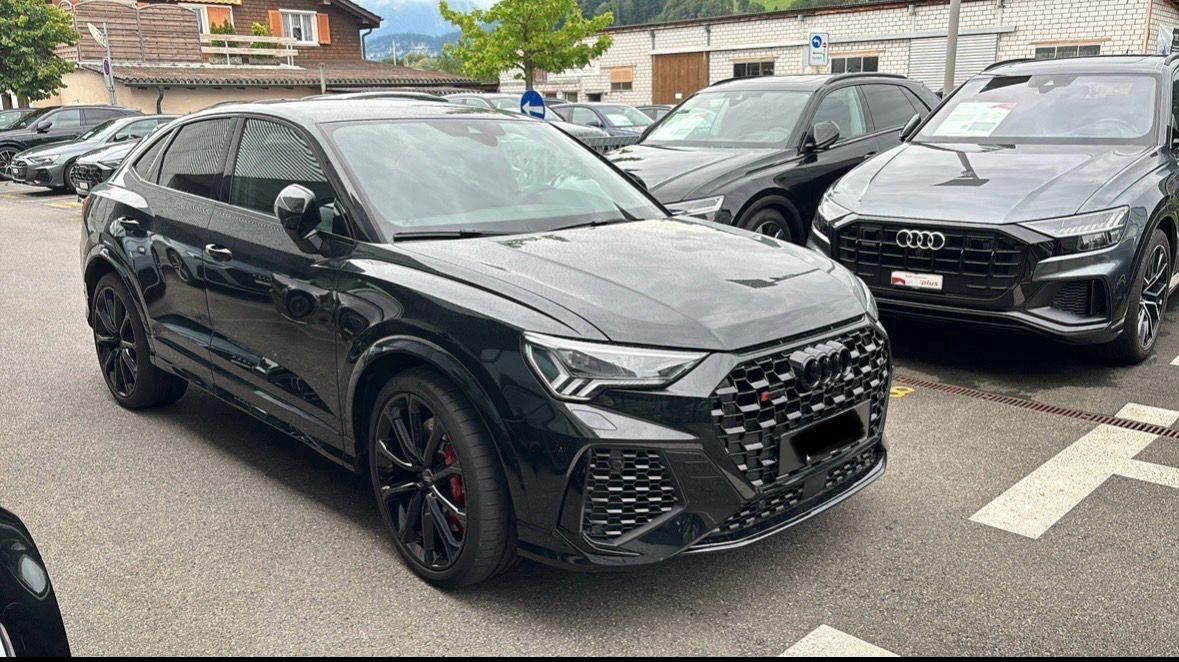 Audi Automobili: Audi Q3 RS – Usato da Abtwil AG venduto da WatchLab