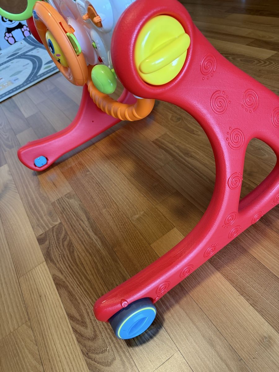 Chicco Giocattoli: Chicco Musik Activity Laufhilfe – Usato da zürich venduto da skychef 1