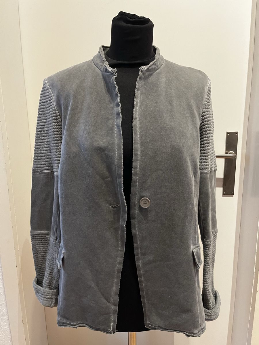 Jacken: Baumwoll-Jacke Grösse L/42 Skull – Neu (gemäss Beschreibung) aus Rüti ZH von huzzelrock 1