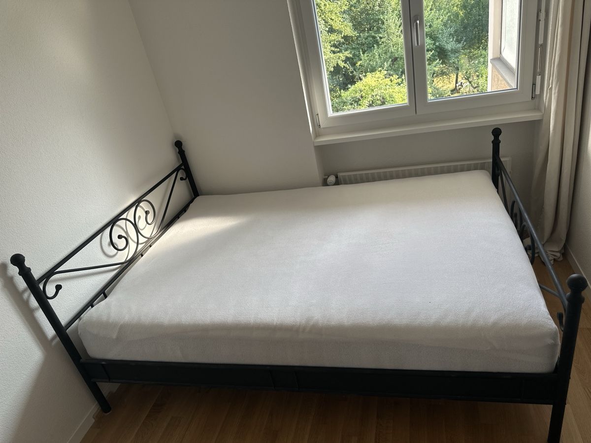 Lits: Bett inkl. Lattenrost – D'occasion à Bern par Sveni_3006 2
