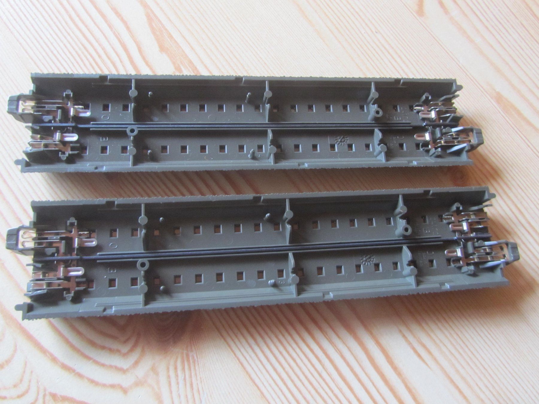 Märklin Modelleisenbahnen: Märklin HO 2x 24172 Gerades C-Gleis – Neu (gemäss Beschreibung) aus Porrentruy von Tarascon 3