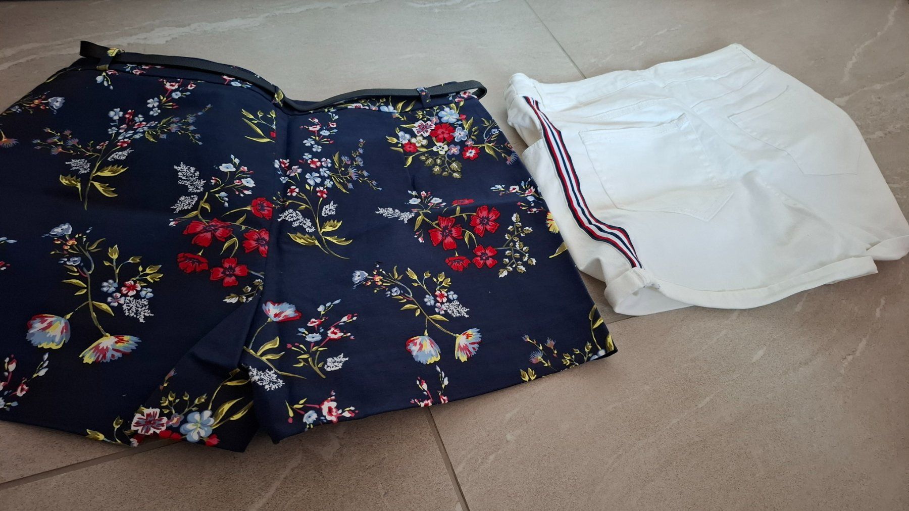 Pantaloni: Sommer Shorts Set, – Usato da bülach venduto da bea_syq2 1
