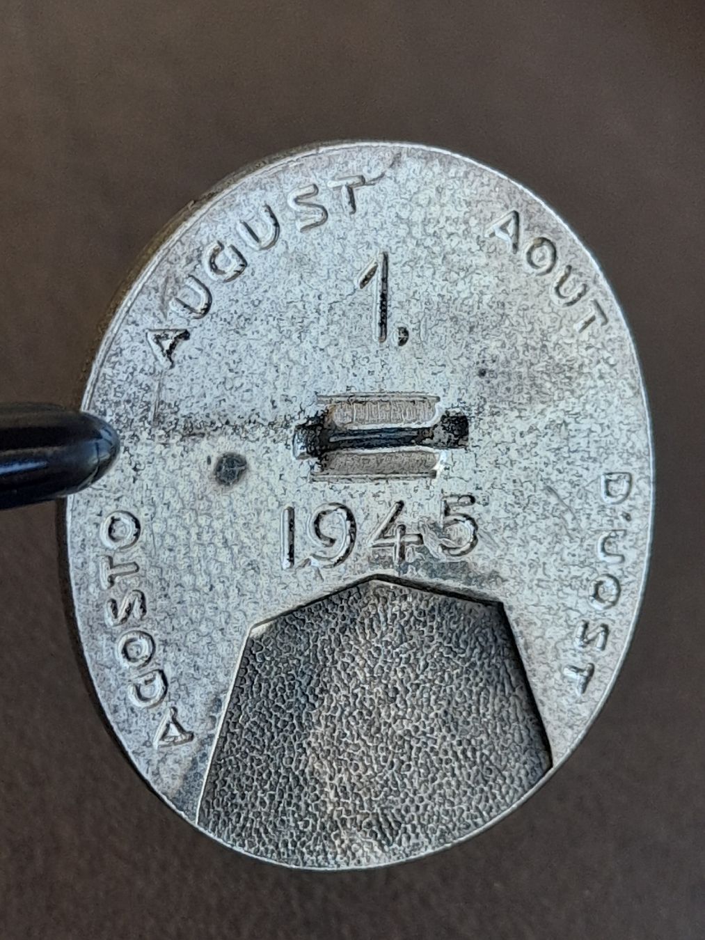 Spille & Fermagli: Rotes Kreuz Anstecknadel 1945 Mutter & Kind – Usato da Basel venduto da Basel_20 5