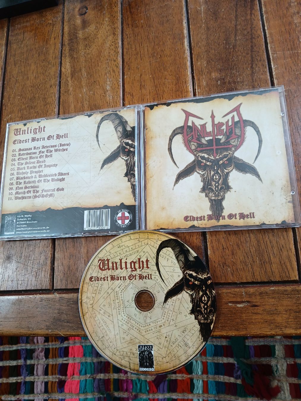 CDs: unlight- eldest... – Gebraucht aus St-Cergue von VeganWarrior