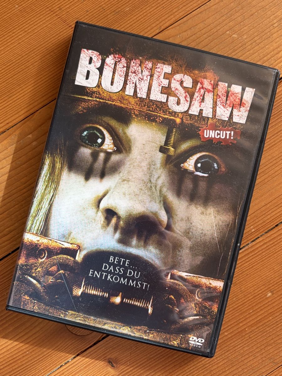 Tous les DVDs: BONESAW (2012) - Uncut! – D'occasion à Inkwil par RetrOhyeah_Schweiz
