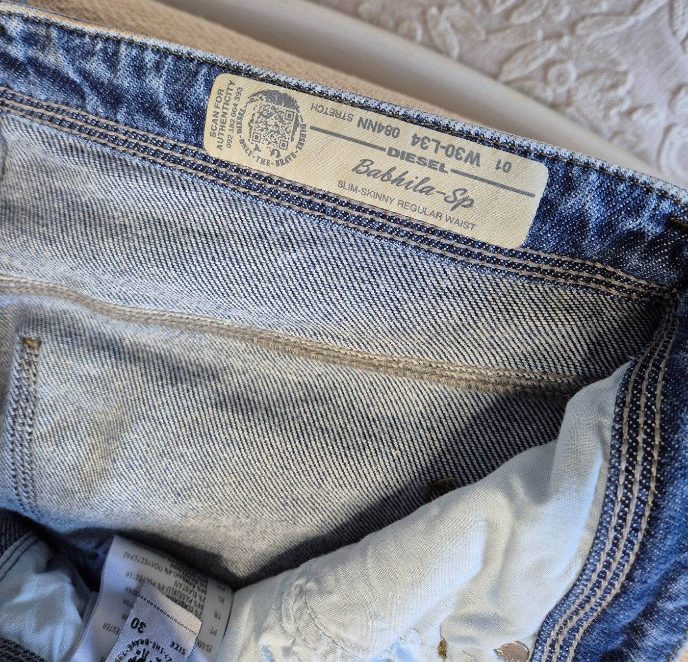 Diesel Jeans: Diesel Jeans – Usato da Leissigen venduto da ali_k9v8 7