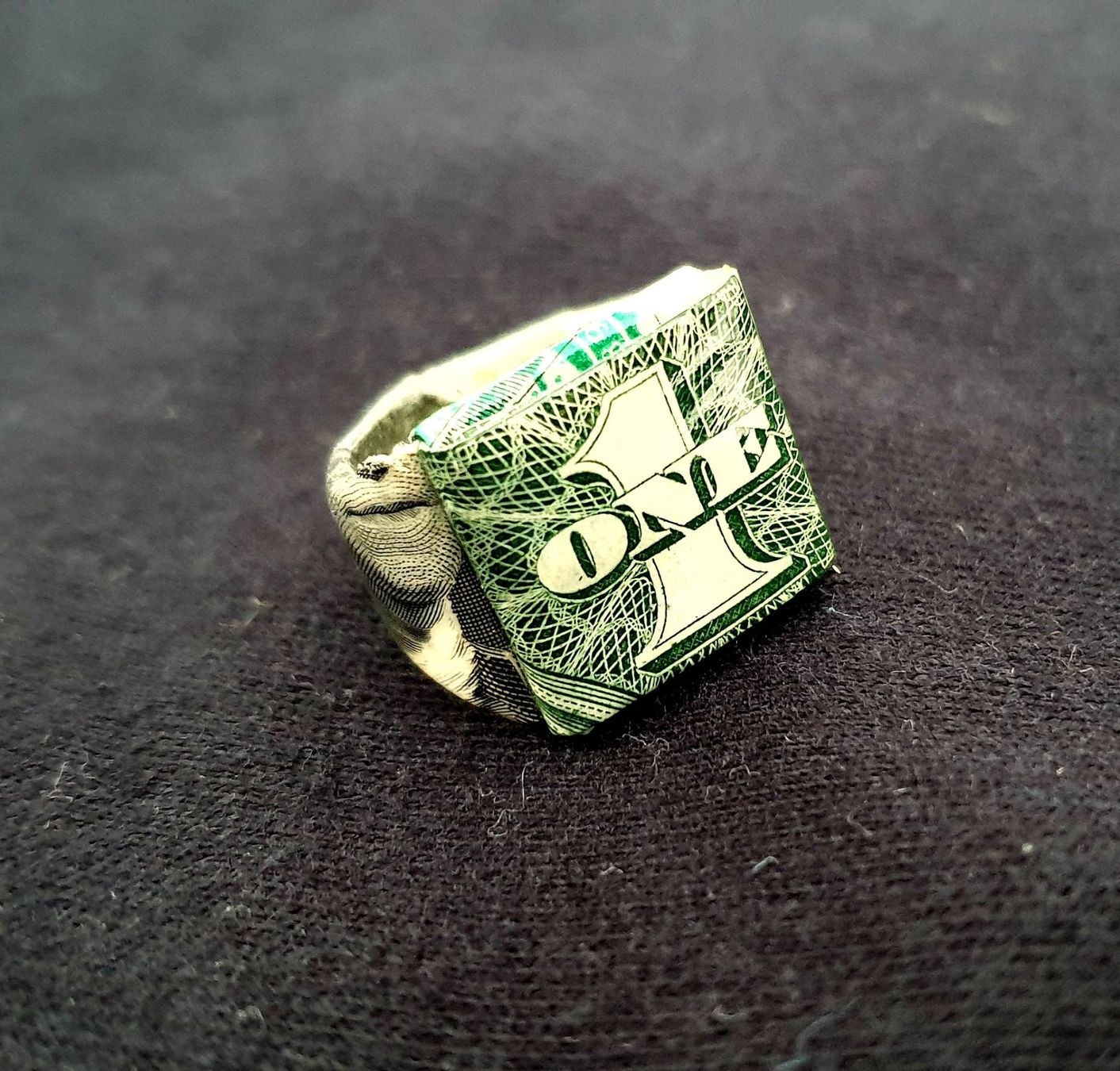 Anelli: RING DOLLAR NOTE Gefallten Exklusiver Ring Wasserdicht – Nuovo e nell'imballaggio originale da wetzikon venduto da Bestedienste