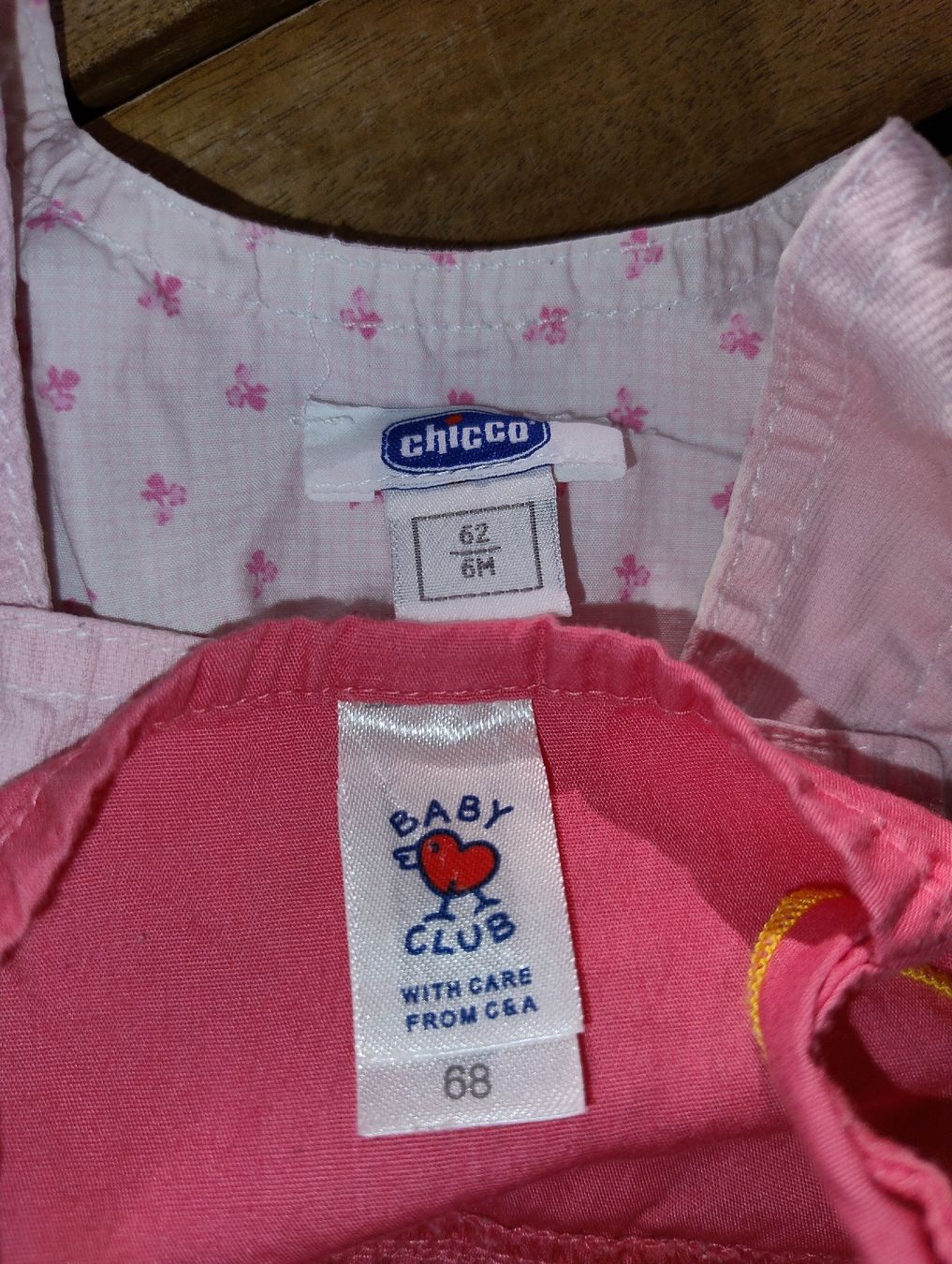 Vestiti & Gonne: Sommerliche Mädchenkleider, Gr. 62/68, 2er Set – Usato da Olten venduto da Debbiewr 1