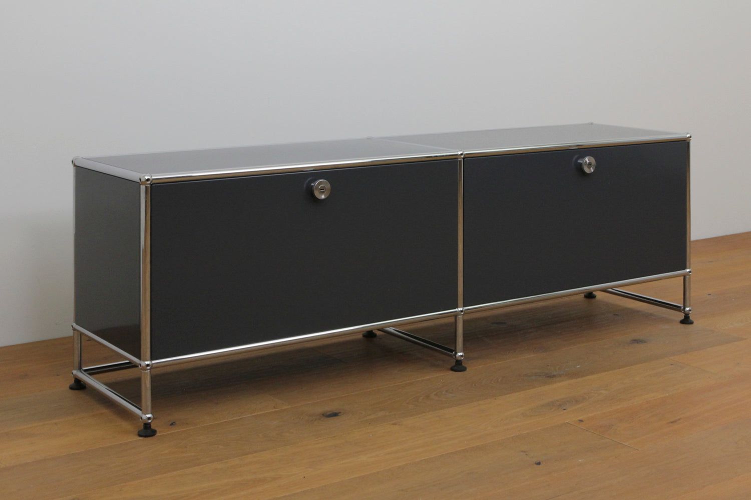 Regale: USM Lowboard used #1105 – Gebraucht aus Affoltern am Albis von Zapro 2