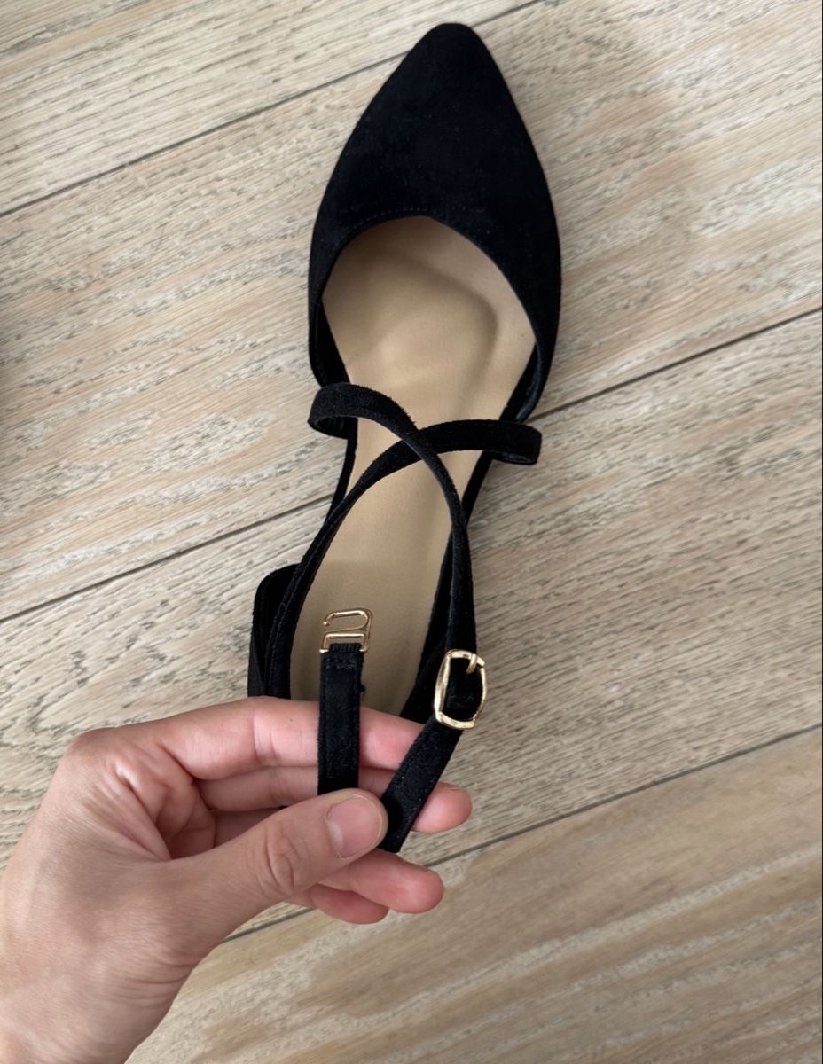 Scarpe da donna: Low-heel shoes with straps – Nuovo e nell'imballaggio originale da Genève venduto da chk_h2dy 2