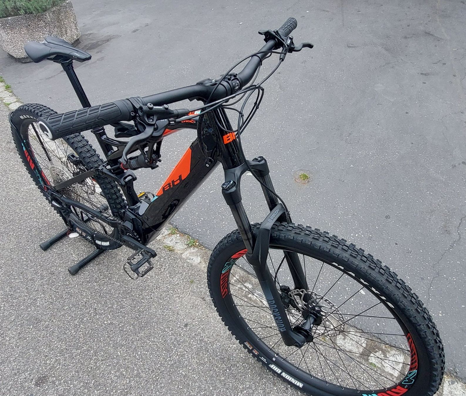 Biciclette: BH Bikes Atom Lynx 5.5, 29-er Testmodell 150km – Usato da Oberbipp venduto da Ciudadela 2