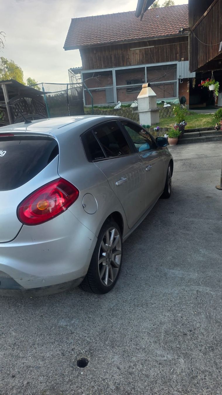 Fiat Autos: Fiat Bravo 2 sport 1.4 – Défectueux à Amlikon-Bissegg par nero041 1
