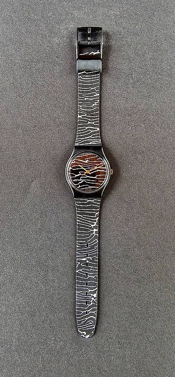 Orologi: Swatch Marmorata GB119 – Usato da Bassersdorf venduto da Zwoebschi