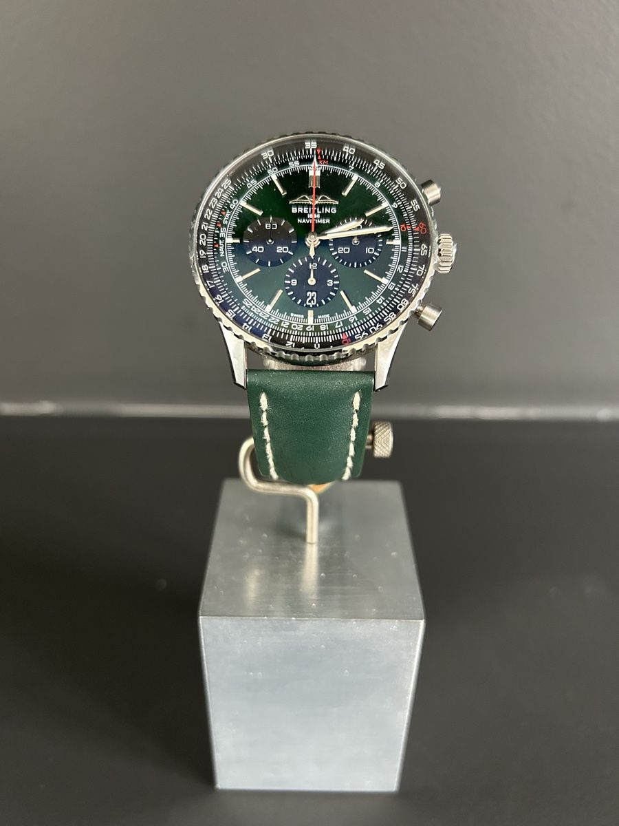 Breitling Orologi: Breitling 1B 01 Chronograph 46 – Usato da Stansstad venduto da Penne0 5