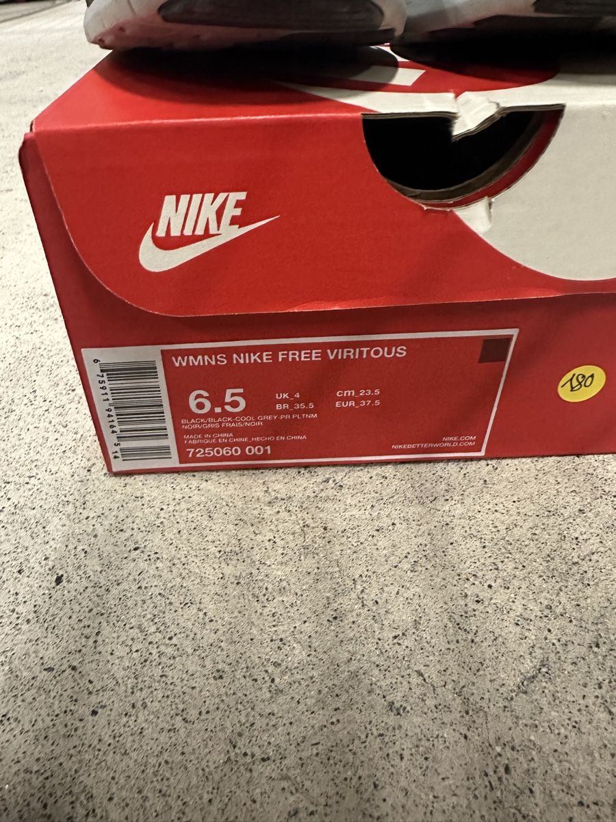 Nike Scarpe da donna: Burton Free Viritous Black Gr 37.5 – Usato da Niederlenz venduto da Shininglove 2