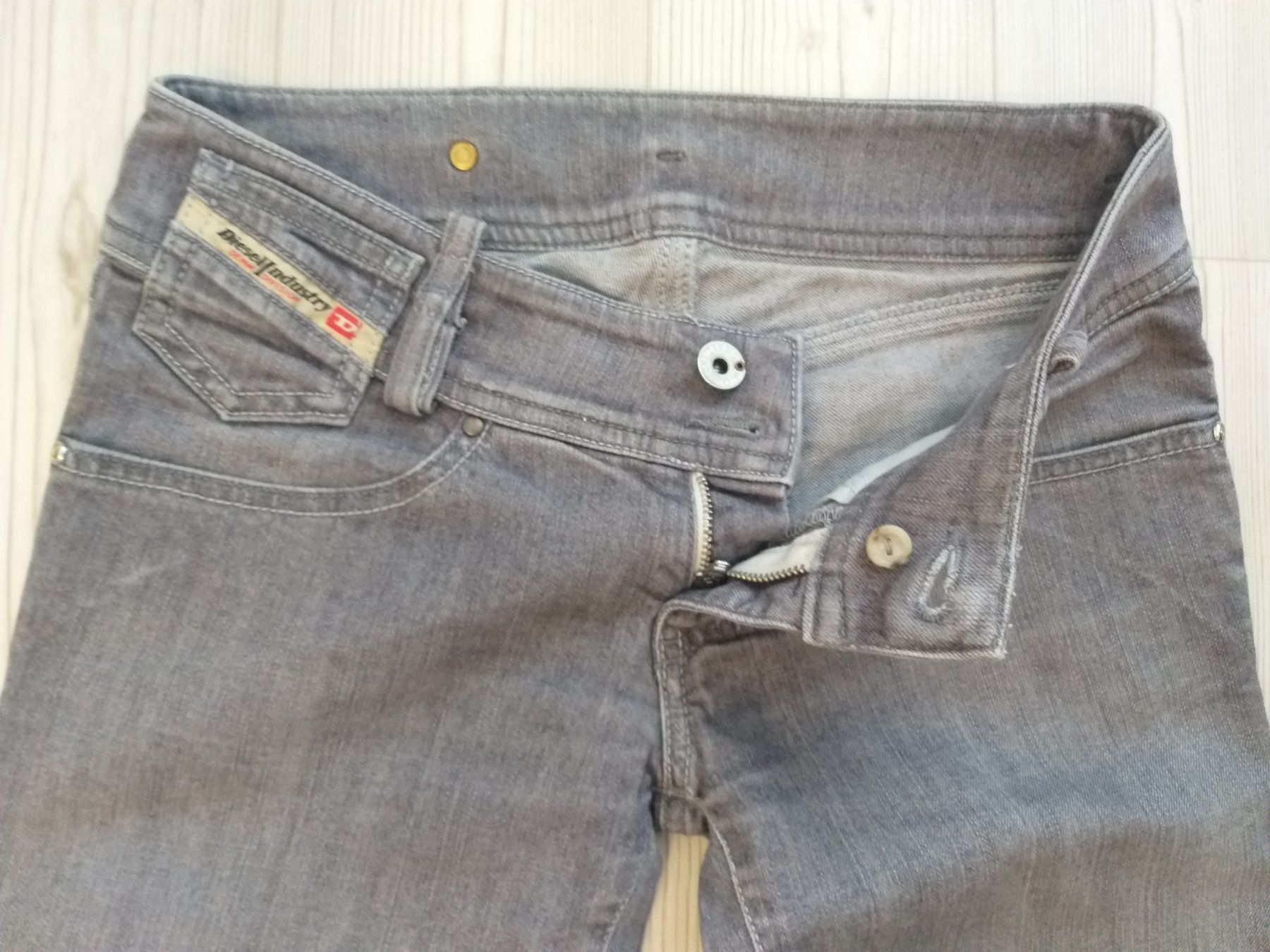 Diesel Jeans: DIESEL  Jeans   Taille/Grosse W25 – Gebraucht aus Cossonay-ville von Super-Price-Quality 3