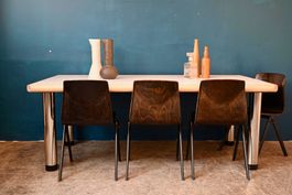 Grande table rectangulaire design Suisse épuré  1980