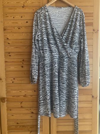 H&M Kleid,  Grösse XL 🌷