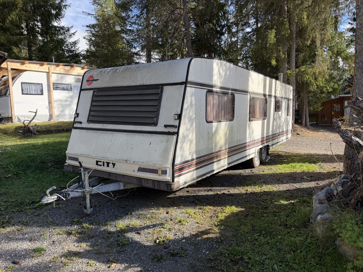 Bürstner Camping Fahrzeuge: Bürstner Wohnwagen – Gebraucht aus Ried-Brig von inf_k7jw 1