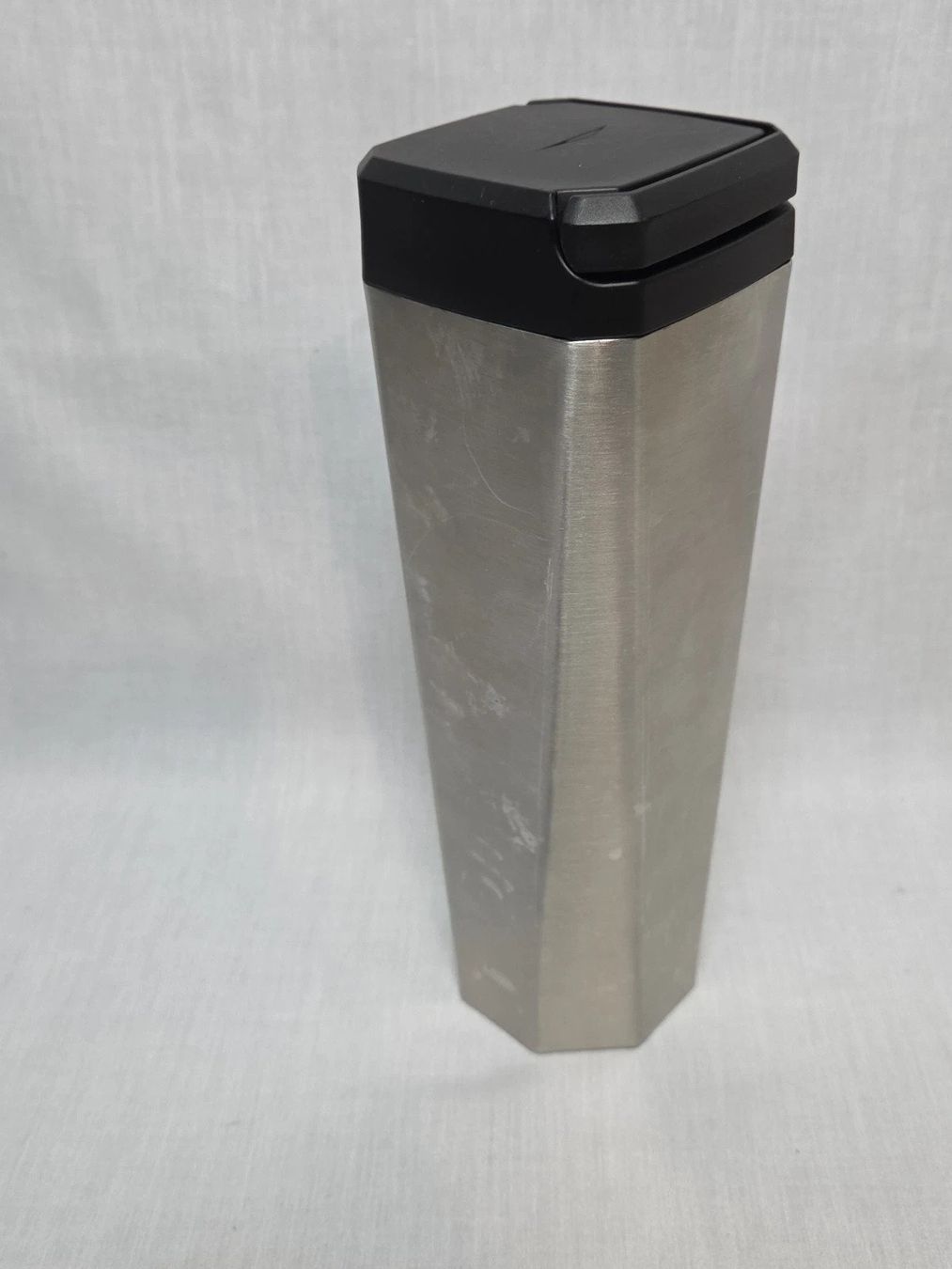 Behälter & Ähnliches: TESLA Cybervessel 500ml – Neu (gemäss Beschreibung) aus Bärau von SWX 1