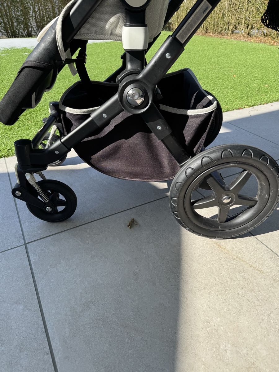 Bugaboo Kinderwagen: Bugaboo Kinderwagen - mit Babywanne – Gebraucht aus Männedorf von sga_sl6n 5