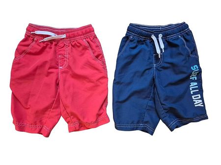 2 Badehosen / Badeshorts Grösse 116 - sehr guter Zustand